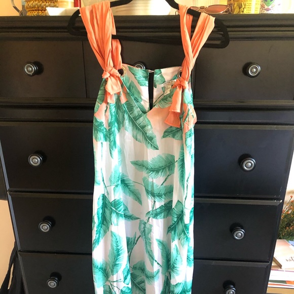 Comfortable Multi-way Strap Maxi Dress - Picture 3 of 4